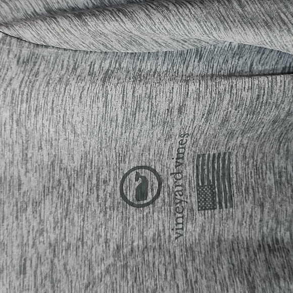 Vineyard Vines Men's T-Shirt  Size small - Picture 3 of 7